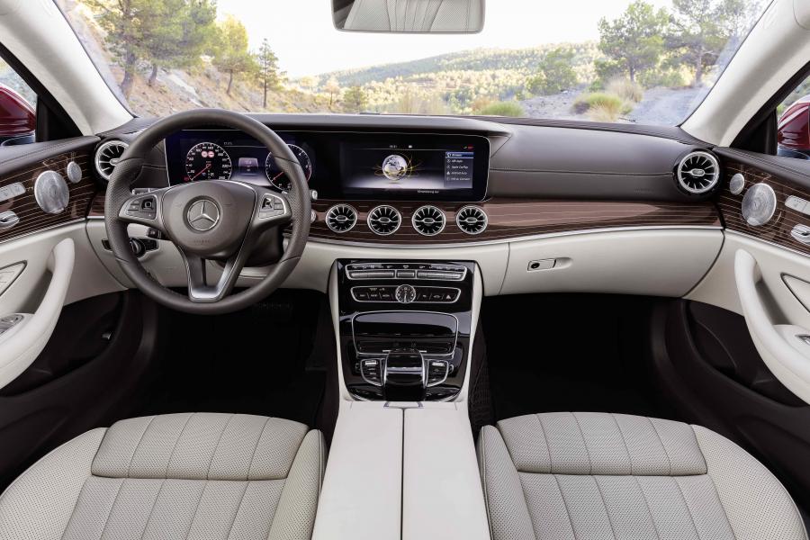 Торпедо Mercedes-Benz E220 d Avantgarde Coupe 2017 года  (WW) (фото 28 из 29)